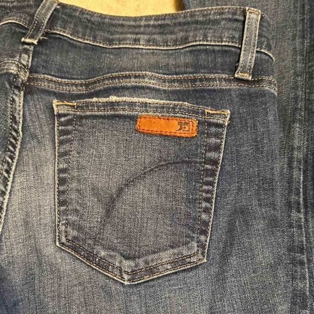 710. Joe's Jeans Dark Blue the Skinny fit stretch women’s Jeans size 27